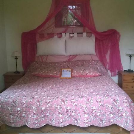 Les Griottes Bed and Breakfast Charols Exterior foto