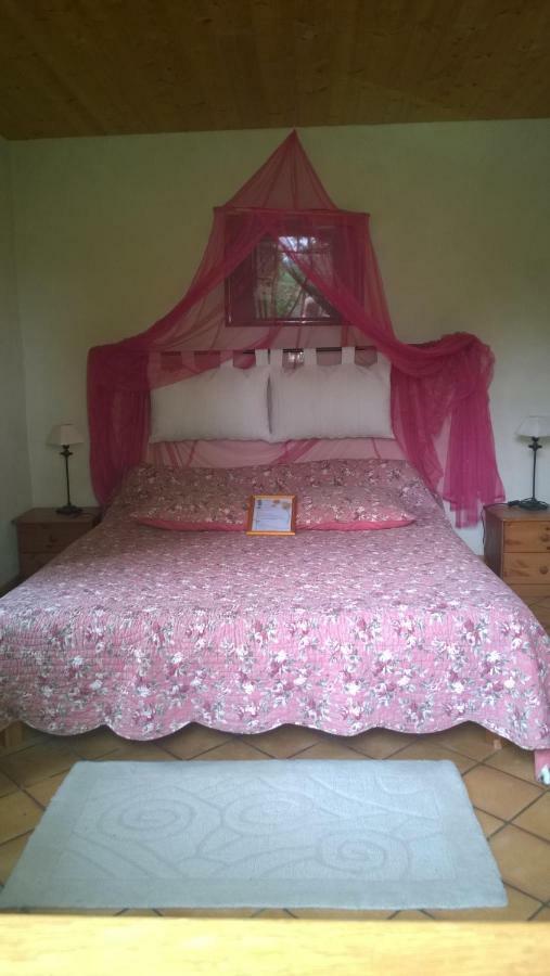 Les Griottes Bed and Breakfast Charols Exterior foto